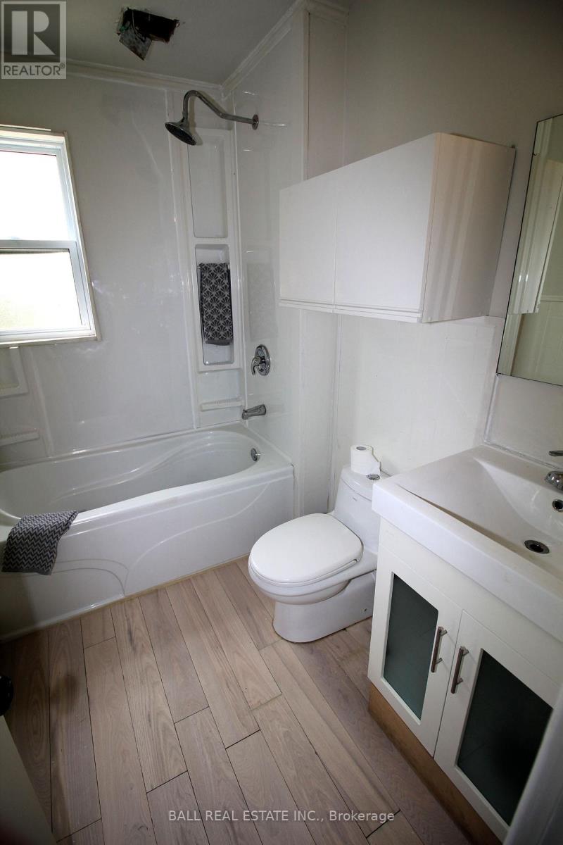 99 Moore Lane, Bancroft (Dungannon Ward), Ontario  K0L 1C0 - Photo 27 - X12202948