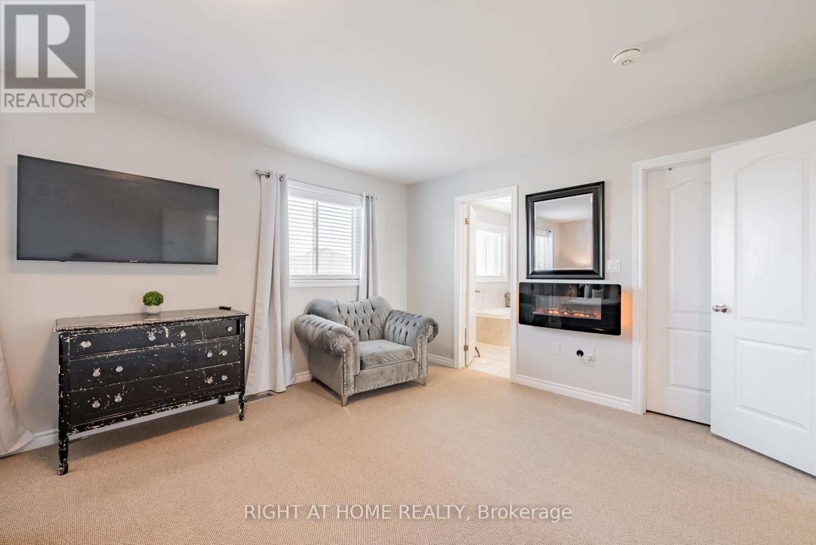 38 Claxton Crescent, Kawartha Lakes (Lindsay), Ontario  K9V 0N2 - Photo 25 - X12202966