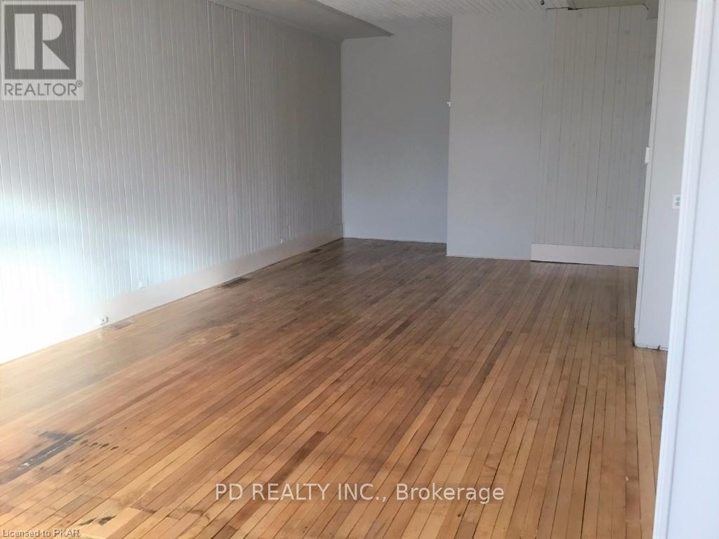 41 King Street E, Kawartha Lakes (Omemee), Ontario  K0L 2W0 - Photo 6 - X12203072