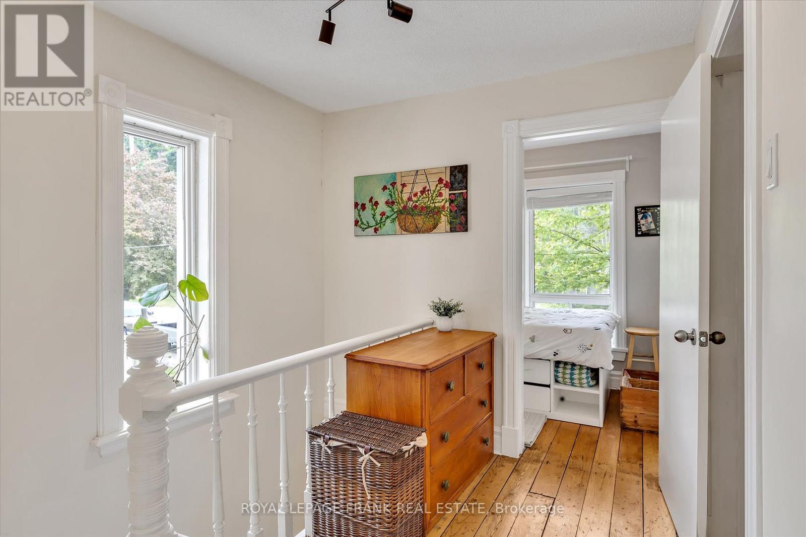 224 Munroe Avenue, Peterborough East (Central), Ontario  K9H 1H8 - Photo 27 - X12204522