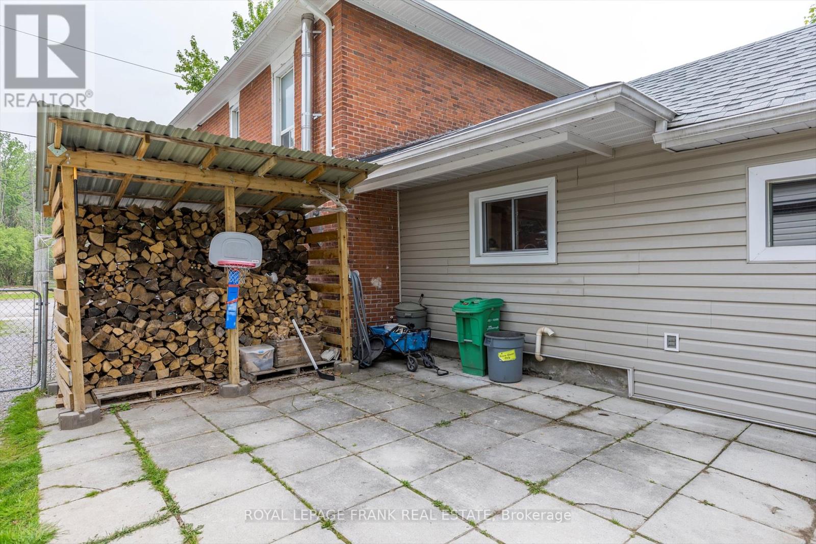 224 Munroe Avenue, Peterborough East (Central), Ontario  K9H 1H8 - Photo 37 - X12204522