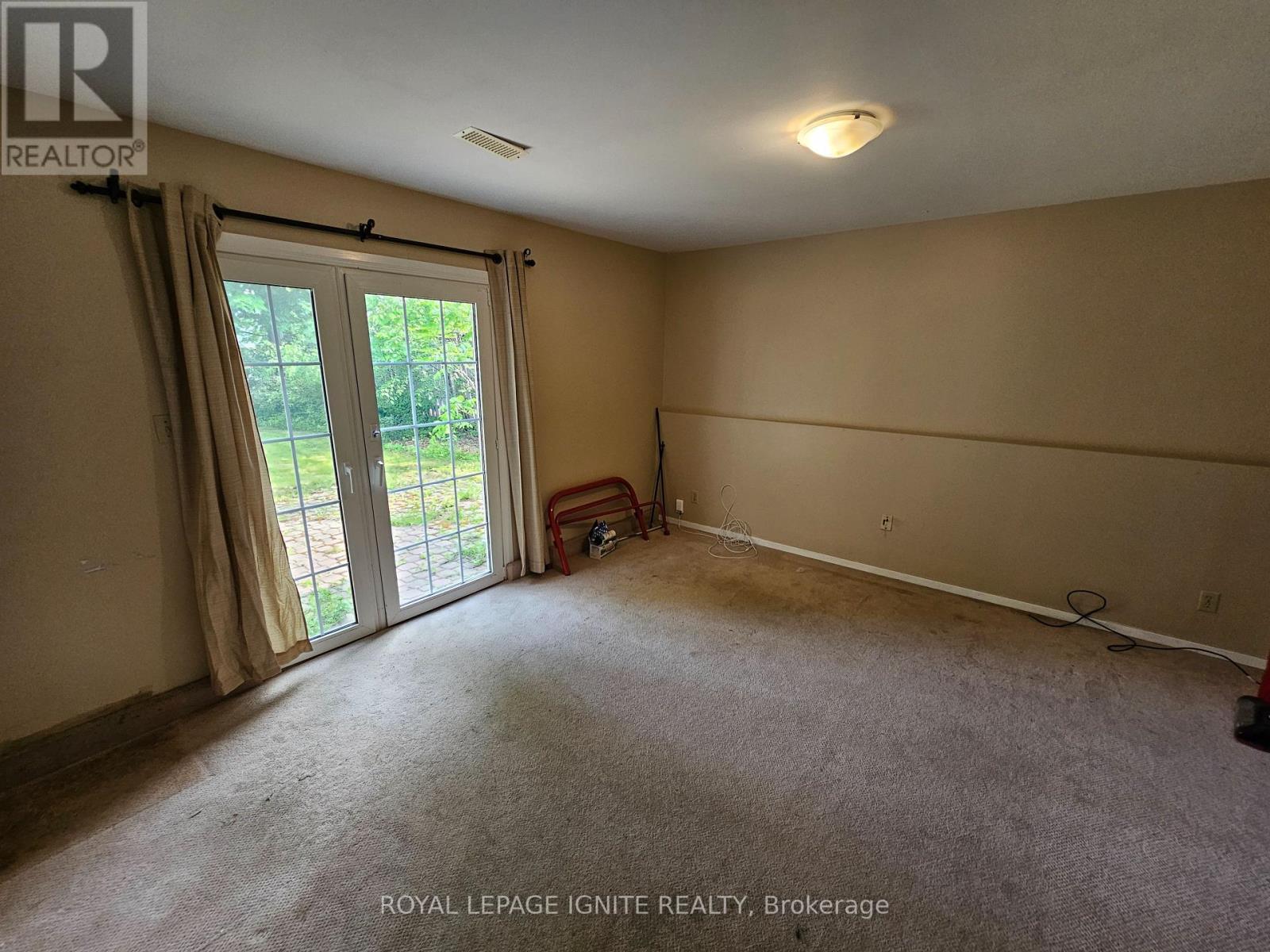 253 Woodland Drive N, Selwyn, Ontario  K9L 1P2 - Photo 14 - X12204506
