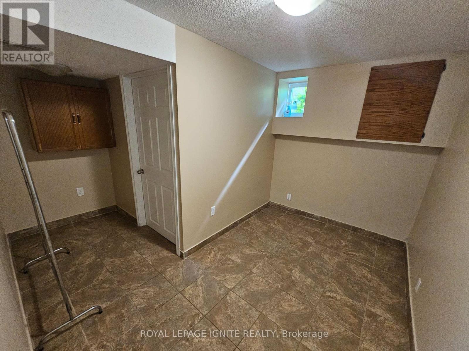 253 Woodland Drive N, Selwyn, Ontario  K9L 1P2 - Photo 18 - X12204506