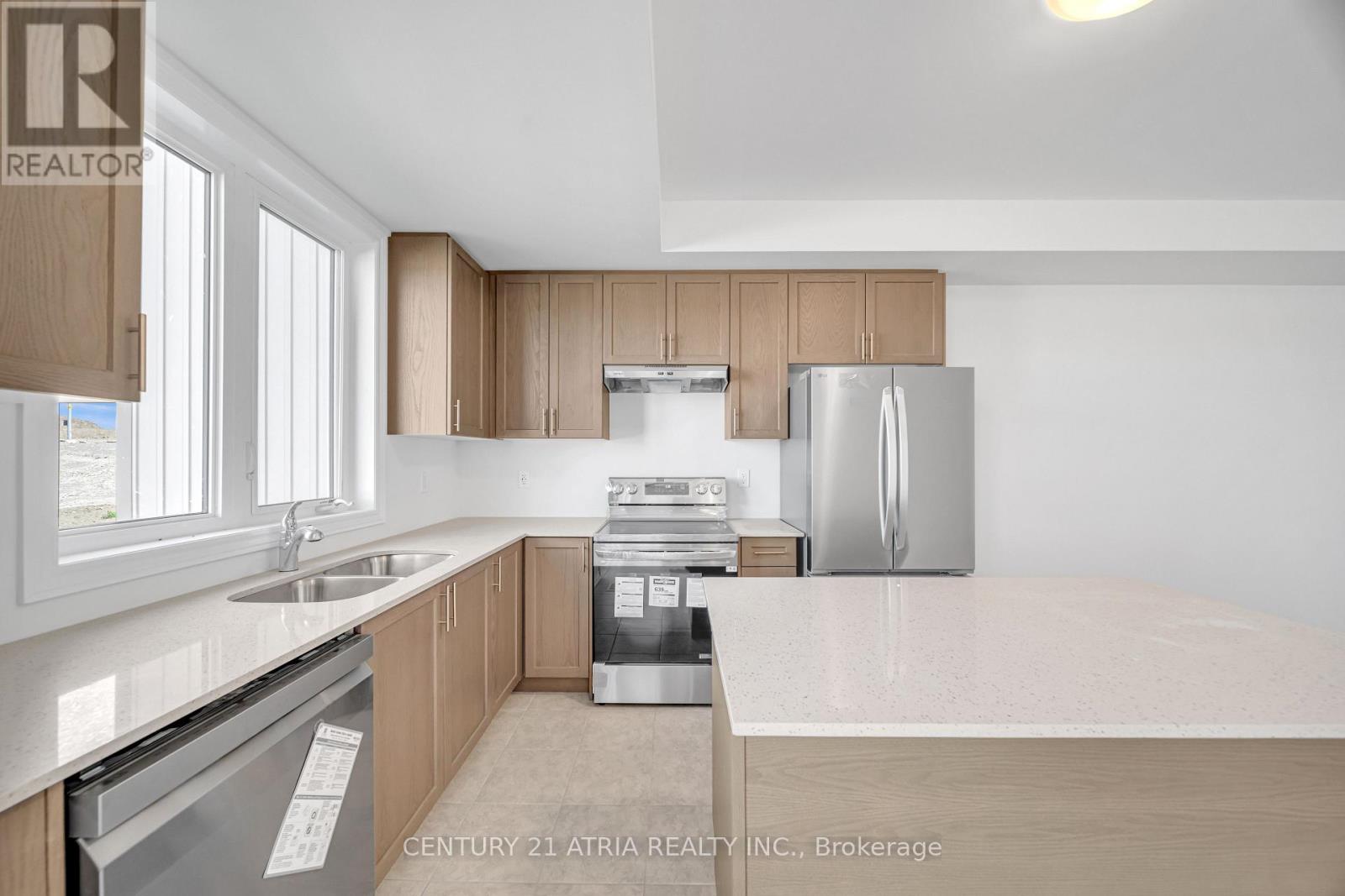 745 Carpenter Trail, Peterborough North (North), Ontario  K9K 0J3 - Photo 10 - X12204585