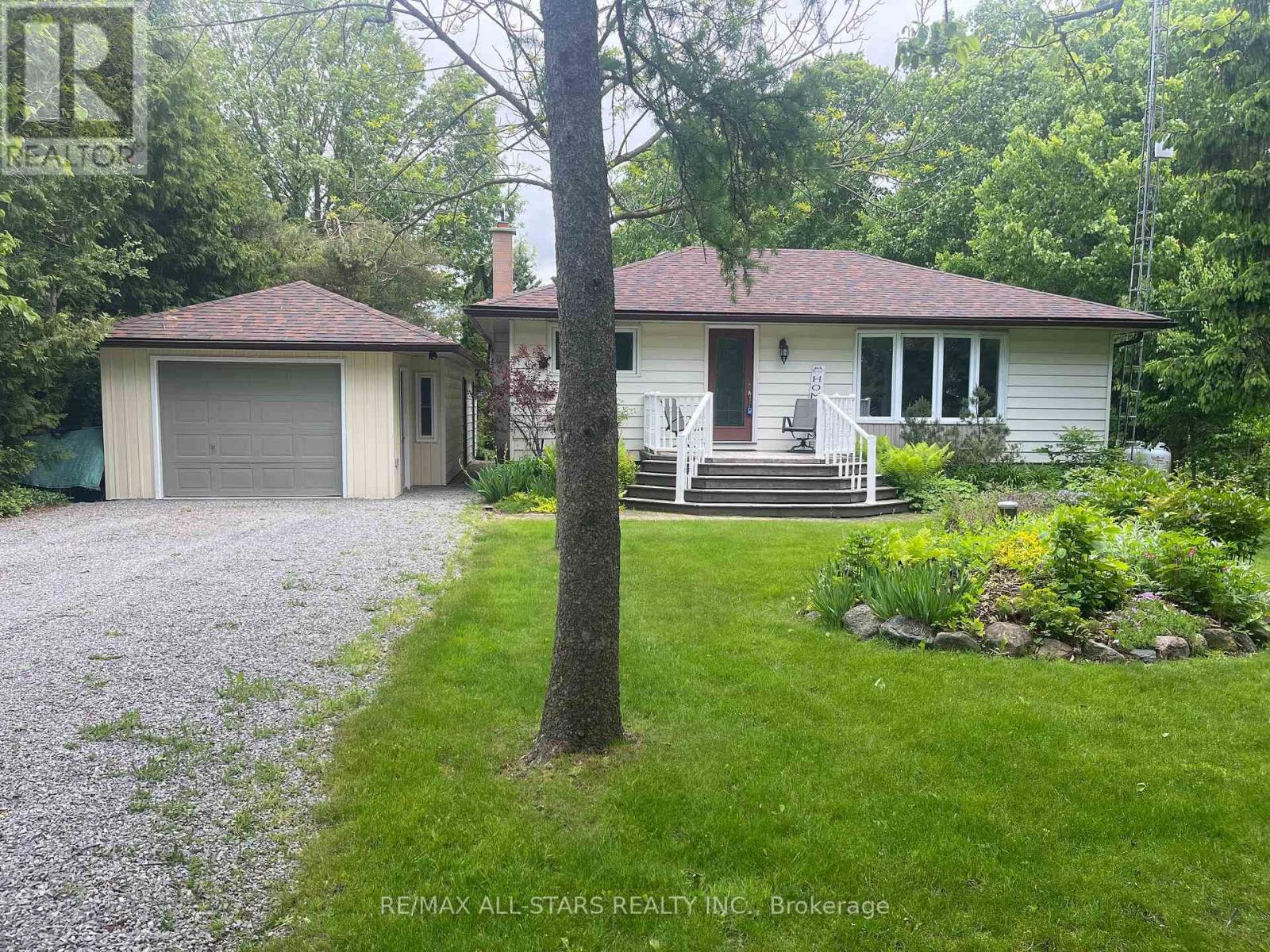 690 Post Road, Kawartha Lakes (Ops), Ontario  K0L 2X0 - Photo 1 - X12204683