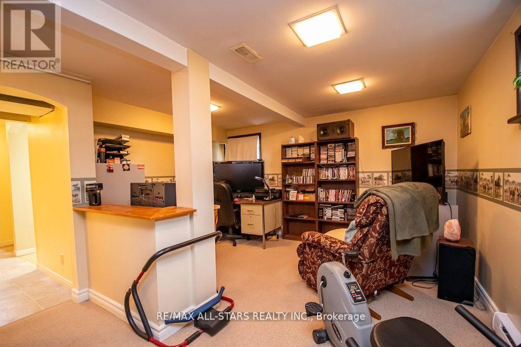 690 Post Road, Kawartha Lakes (Ops), Ontario  K0L 2X0 - Photo 25 - X12204683