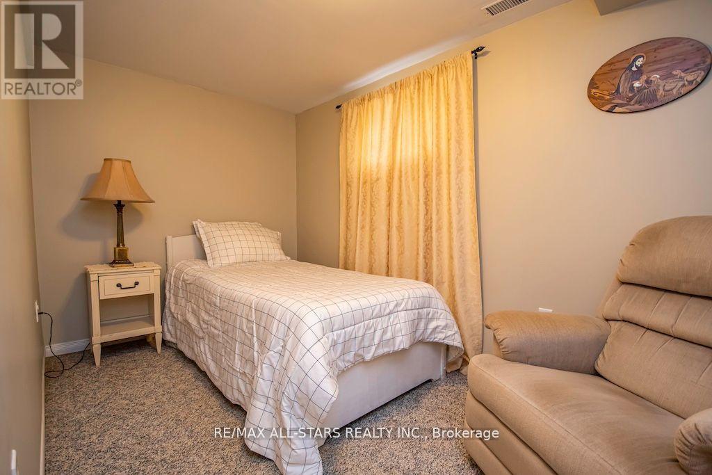 690 Post Road, Kawartha Lakes (Ops), Ontario  K0L 2X0 - Photo 28 - X12204683