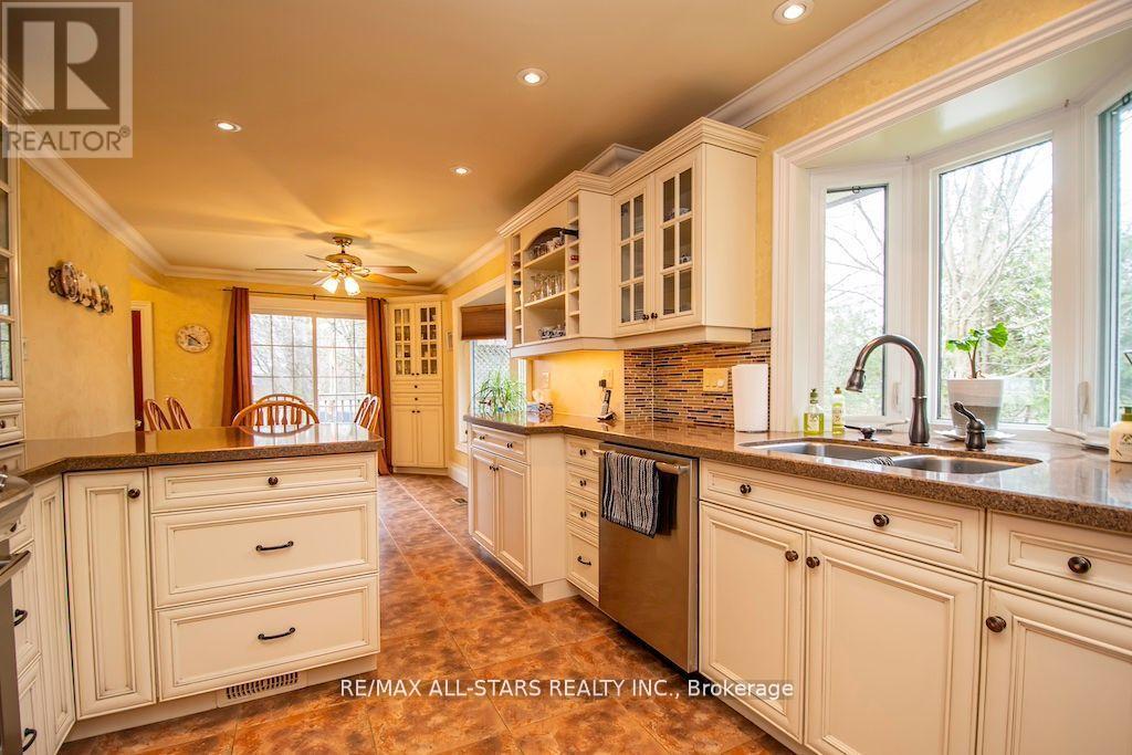 690 Post Road, Kawartha Lakes (Ops), Ontario  K0L 2X0 - Photo 8 - X12204683