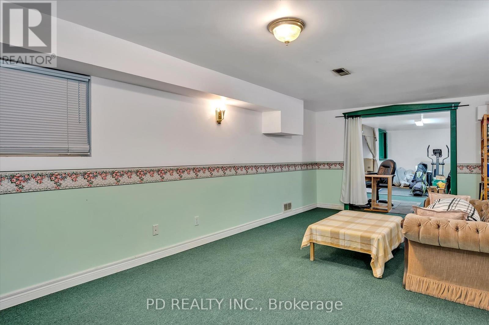 2449 Queen Mary Street, Cavan Monaghan (Cavan Twp), Ontario  L0A 1C0 - Photo 43 - X12205016