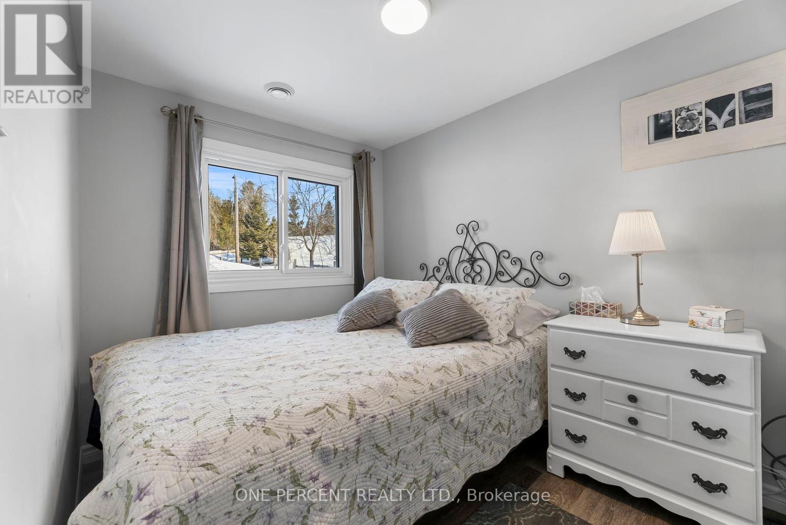 9 Charlotte Crescent, Kawartha Lakes (Emily), Ontario  K0L 2W0 - Photo 22 - X12205478