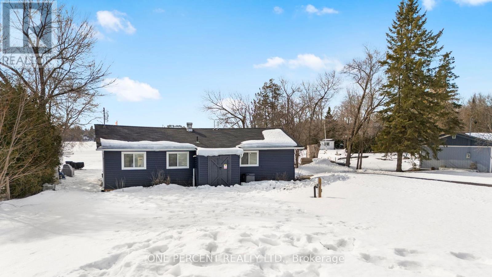 9 Charlotte Crescent, Kawartha Lakes (Emily), Ontario  K0L 2W0 - Photo 4 - X12205478