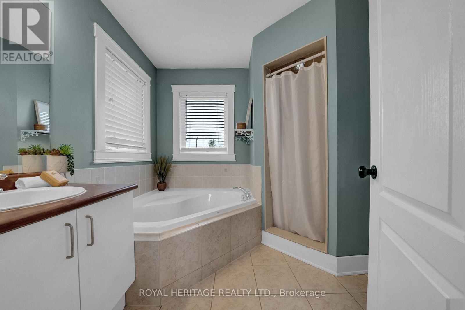 2 Milligan Street, Clarington (Newcastle), Ontario  L1B 1R2 - Photo 28 - E12205887