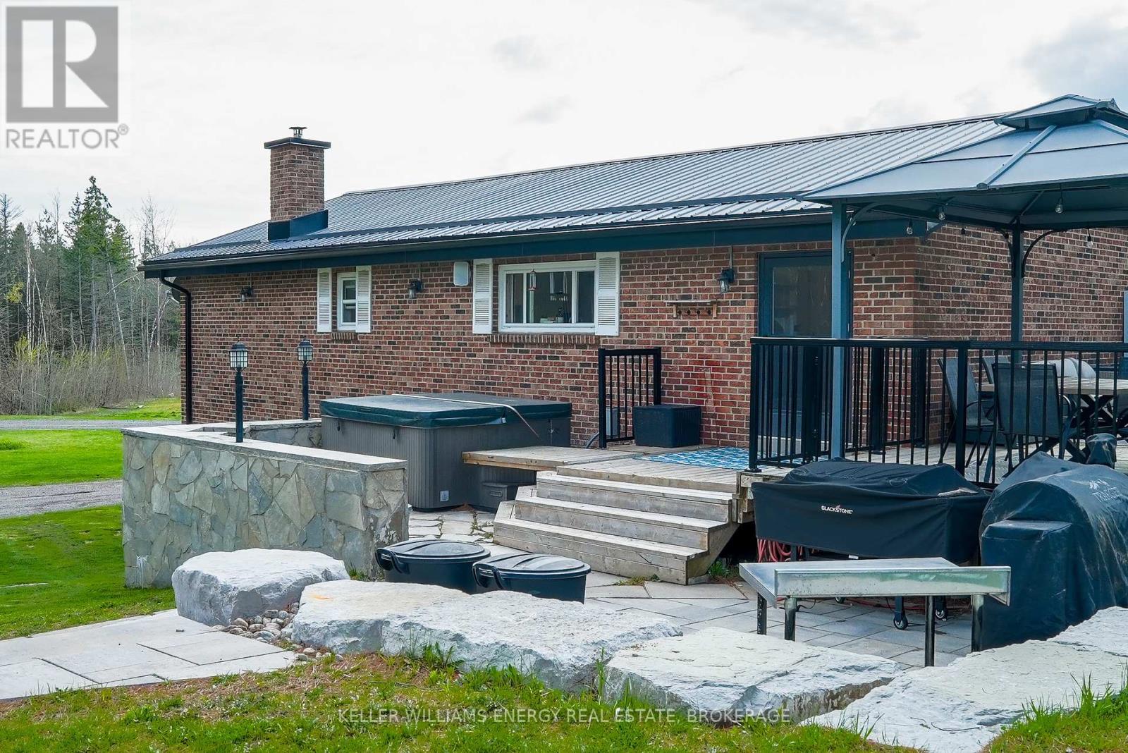 54 Zion Line, Cavan Monaghan (Cavan Twp), Ontario  L0A 1G0 - Photo 8 - X12206034