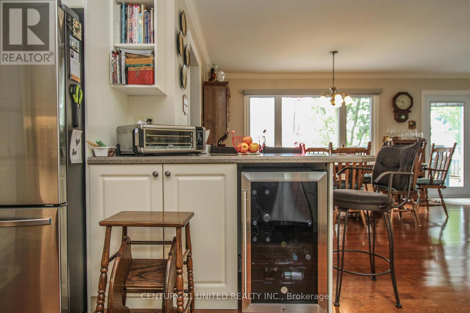 219 Arnott Drive, Selwyn, Ontario  K0L 1T0 - Photo 11 - X12206287