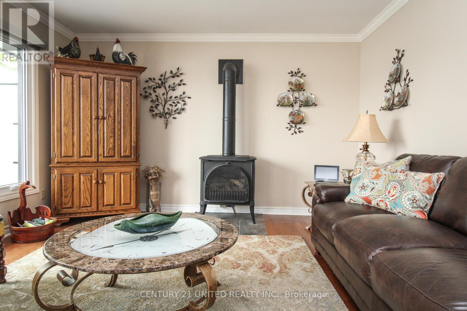 219 Arnott Drive, Selwyn, Ontario  K0L 1T0 - Photo 3 - X12206287