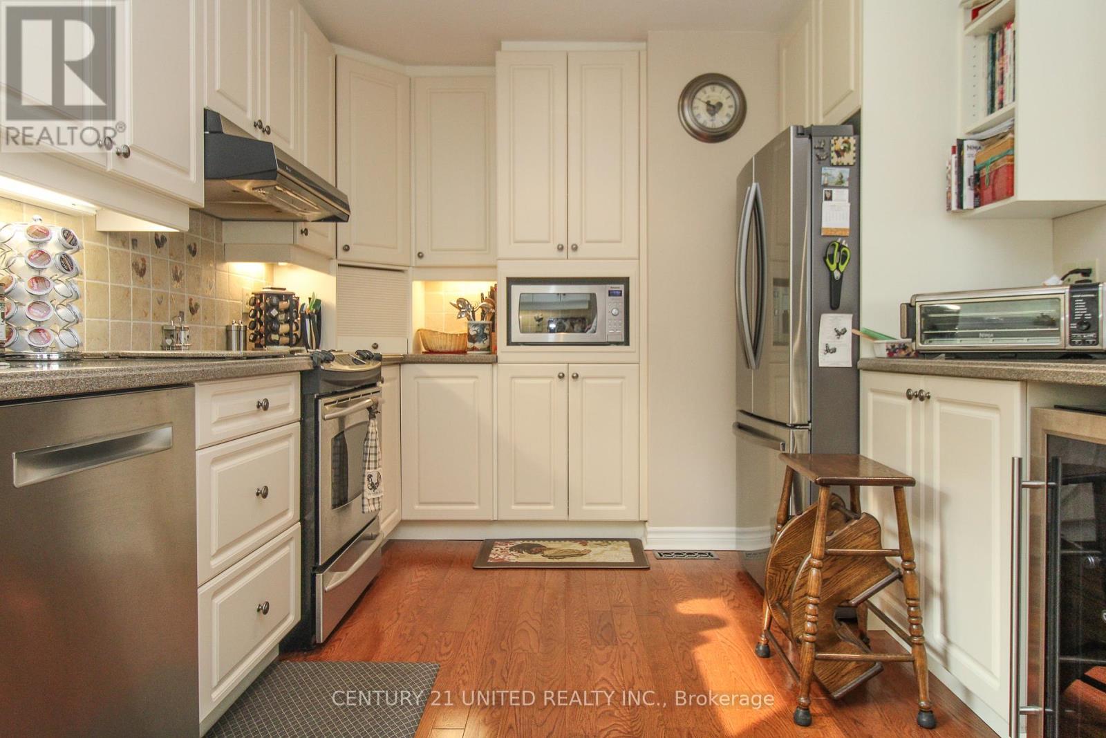 219 Arnott Drive, Selwyn, Ontario  K0L 1T0 - Photo 7 - X12206287