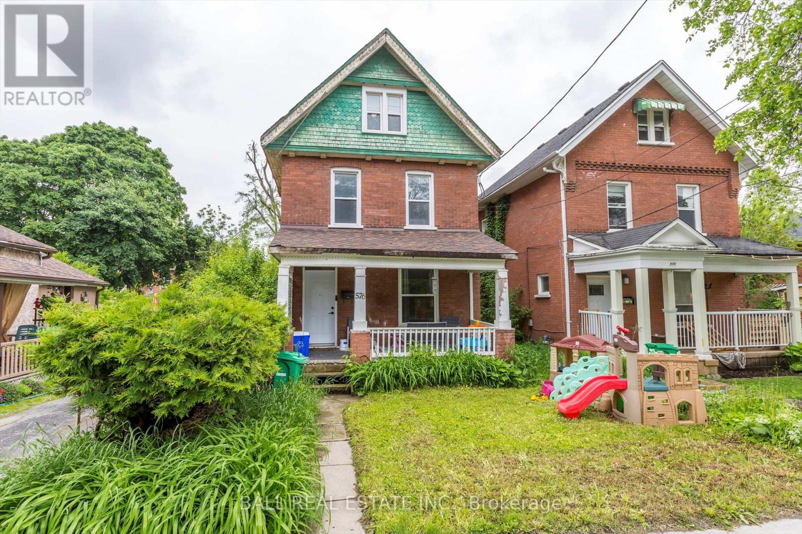 576 Bethune Street, Peterborough Central (North), Ontario  K9H 3Z8 - Photo 4 - X12206343