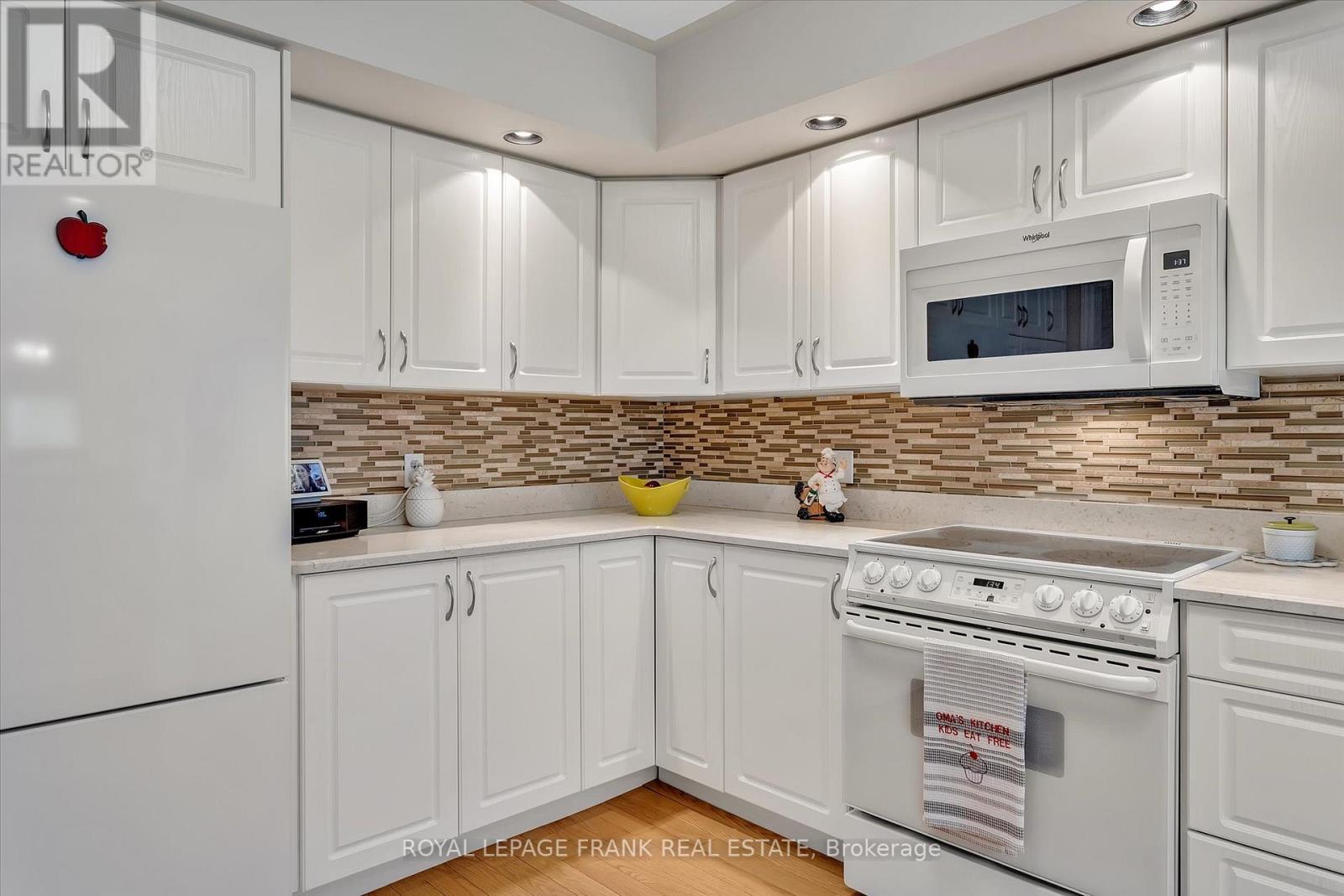 1083 Danita Boulevard, Peterborough West (North), Ontario  K9J 7K7 - Photo 14 - X12206355