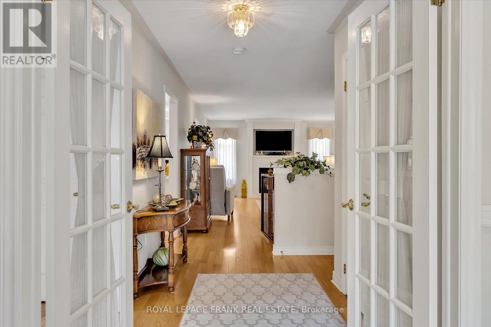 1083 Danita Boulevard, Peterborough West (North), Ontario  K9J 7K7 - Photo 6 - X12206355