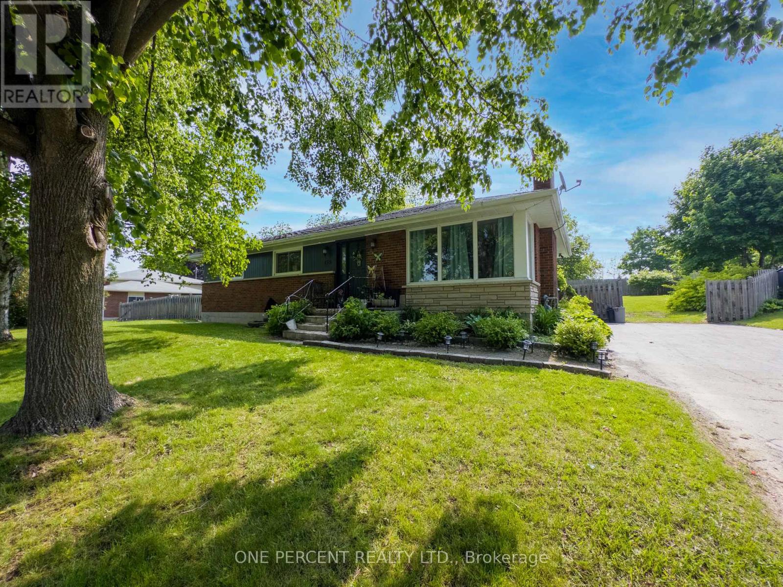 155 Cromwell Street, Trent Hills (Campbellford), Ontario  K0L 1L0 - Photo 1 - X12206114