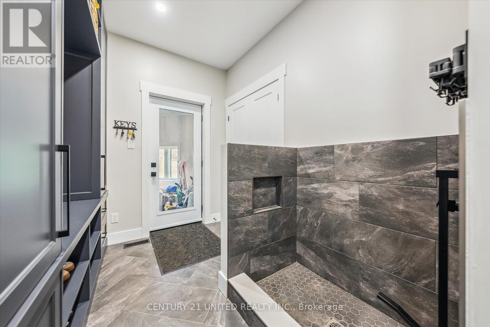 2580 Jones Quarter Line, Cavan Monaghan (Cavan Twp), Ontario  K0L 2W0 - Photo 31 - X12206504