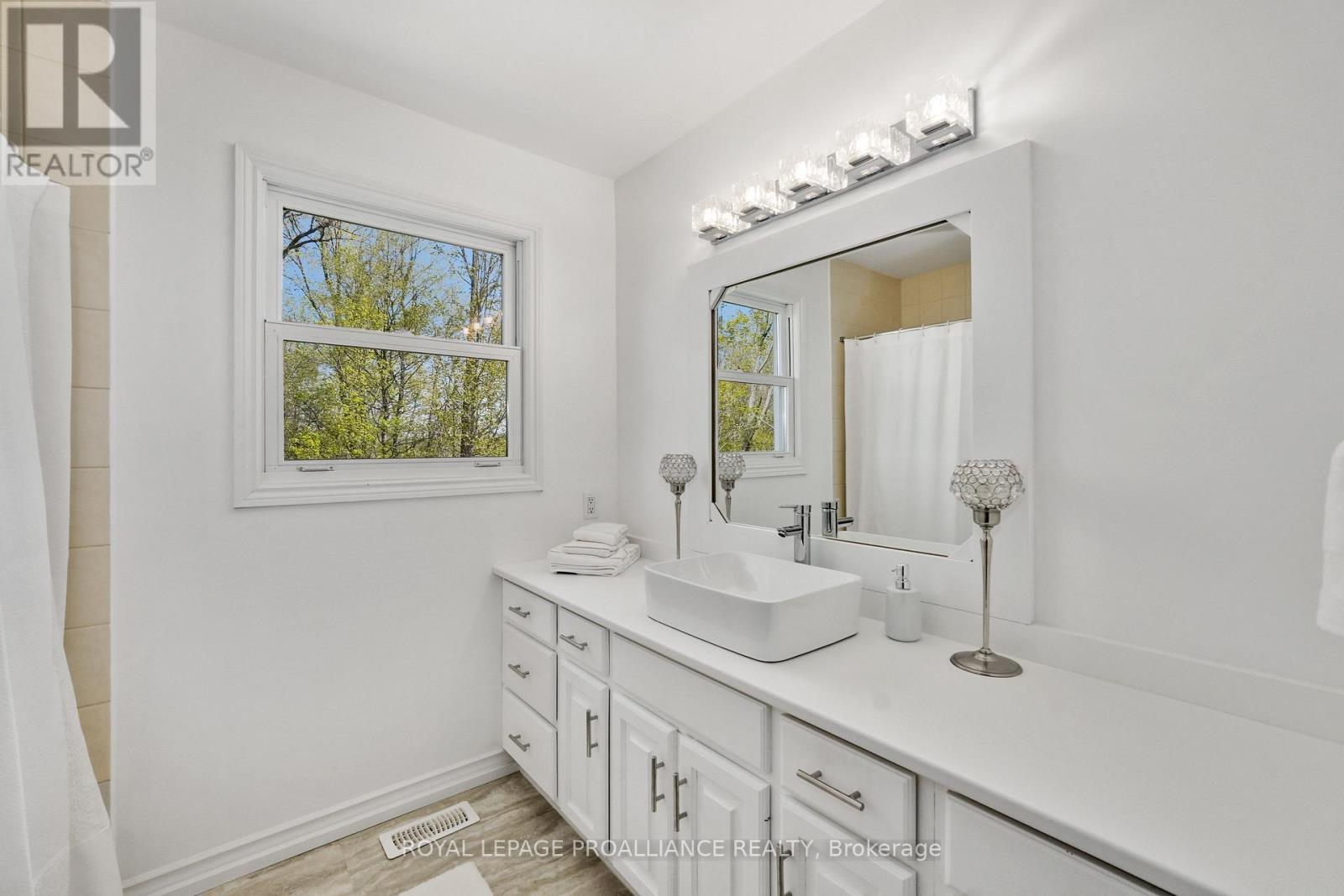 773 Belmont Township 4th Line, Havelock-Belmont-Methuen (Belmont-Methuen), Ontario  K0L 1Z0 - Photo 30 - X12206564