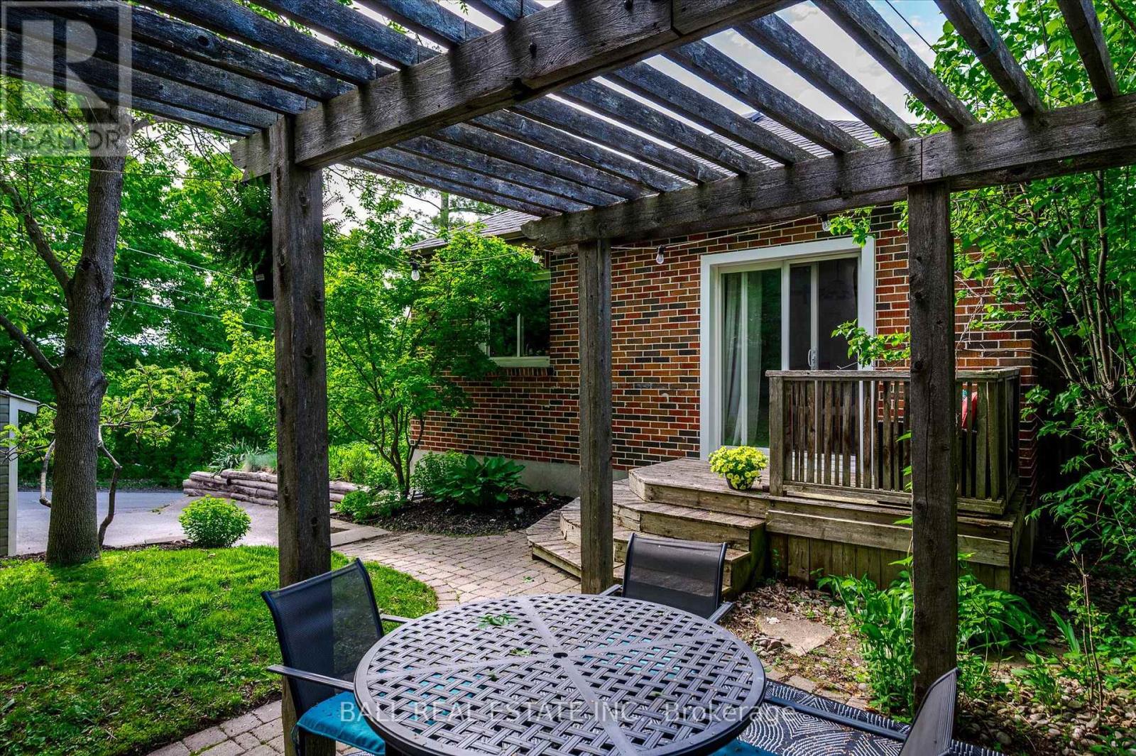343 Euclid Avenue, Peterborough (Ashburnham), Ontario  K9H 1M7 - Photo 18 - X12207206