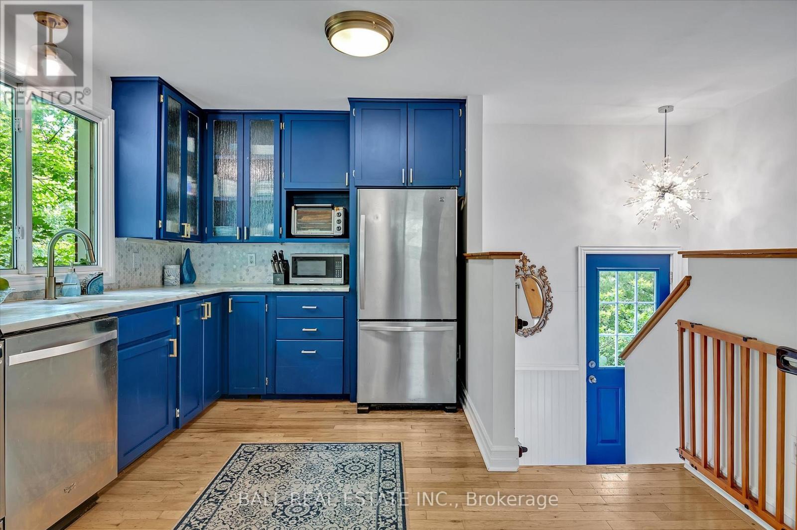 343 Euclid Avenue, Peterborough (Ashburnham), Ontario  K9H 1M7 - Photo 8 - X12207206