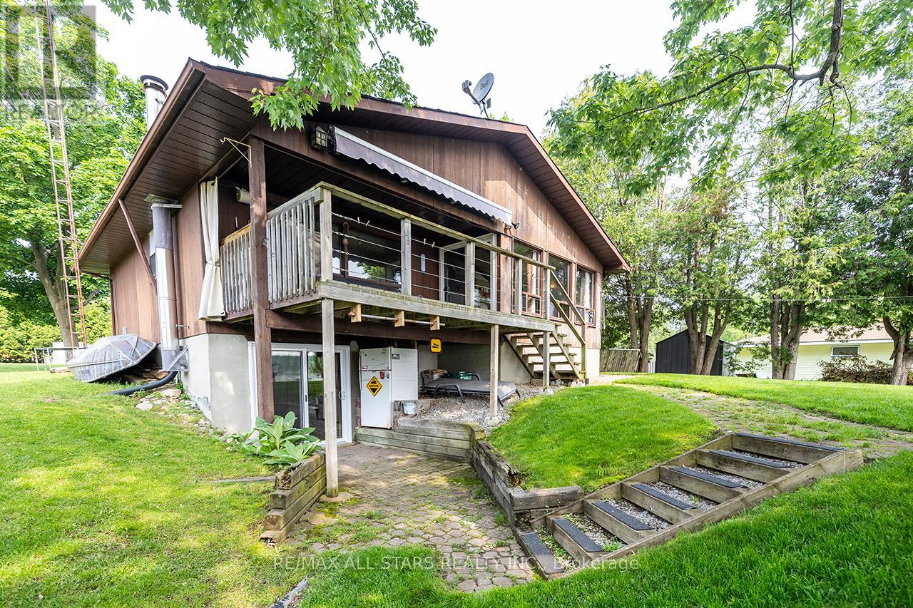 38 Riverside Drive, Kawartha Lakes (Lindsay), Ontario  K9V 0H6 - Photo 26 - X12207236