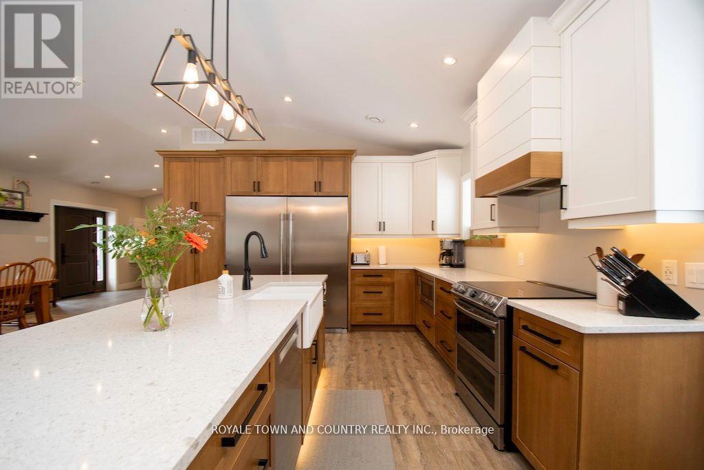829 Peace Road, Kawartha Lakes (Emily), Ontario  K0L 2W0 - Photo 11 - X12207385