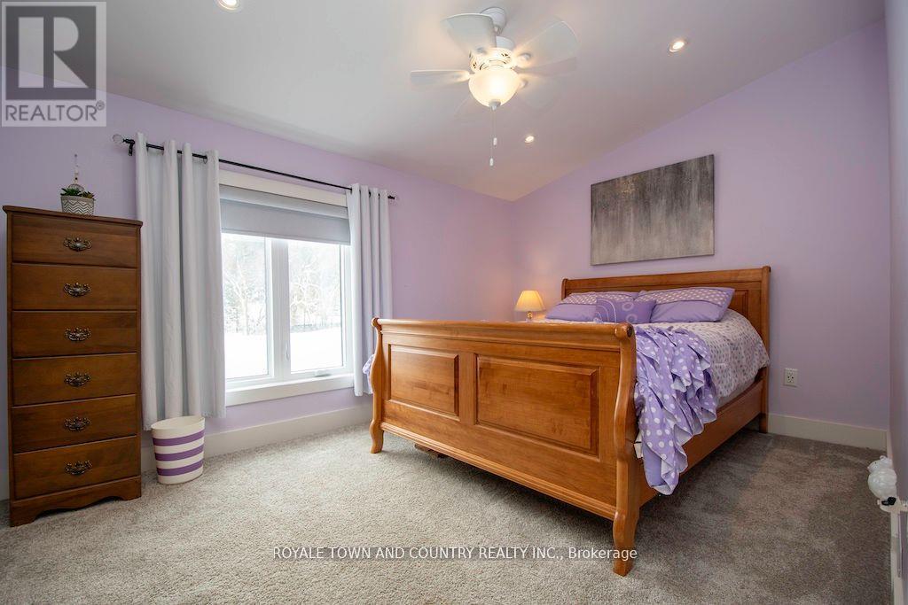 829 Peace Road, Kawartha Lakes (Emily), Ontario  K0L 2W0 - Photo 22 - X12207385