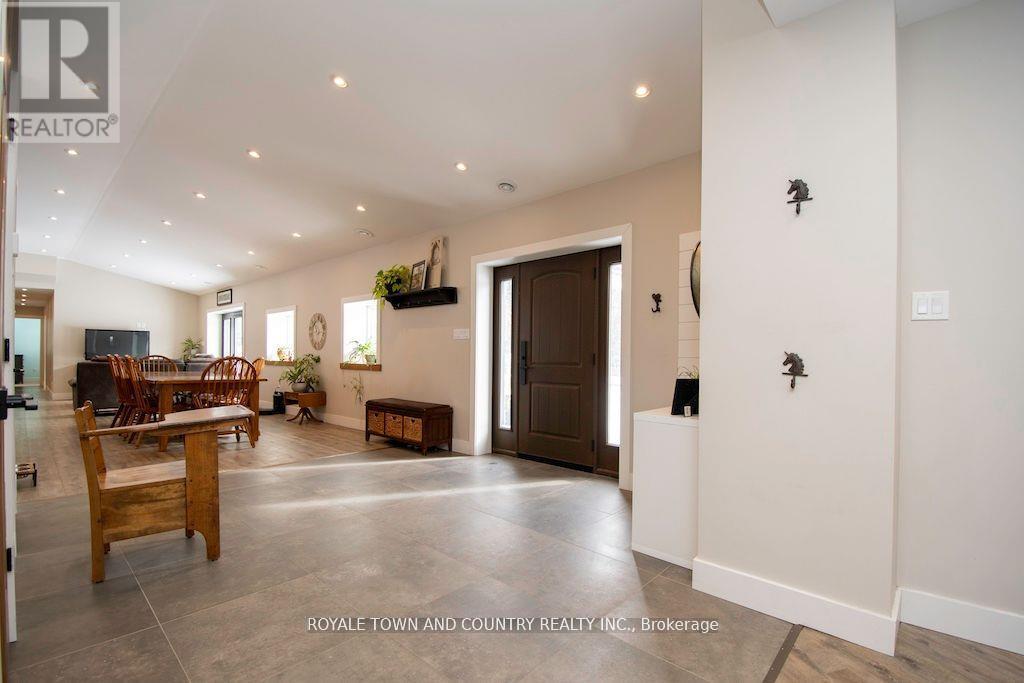 829 Peace Road, Kawartha Lakes (Emily), Ontario  K0L 2W0 - Photo 6 - X12207385