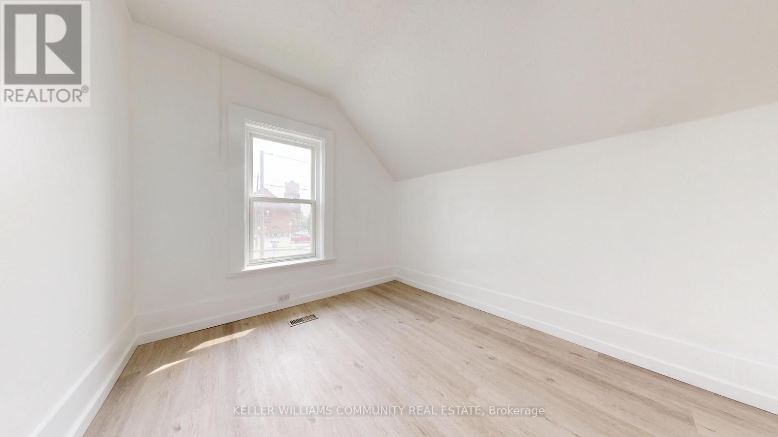 147 Park Place, Peterborough Central (South), Ontario  K9J 3V8 - Photo 27 - X12207420