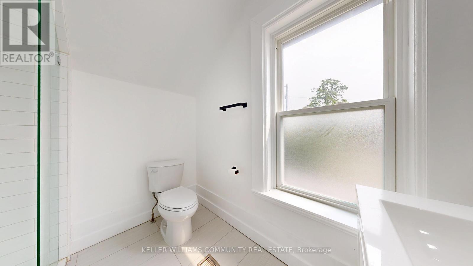 147 Park Place, Peterborough Central (South), Ontario  K9J 3V8 - Photo 33 - X12207420