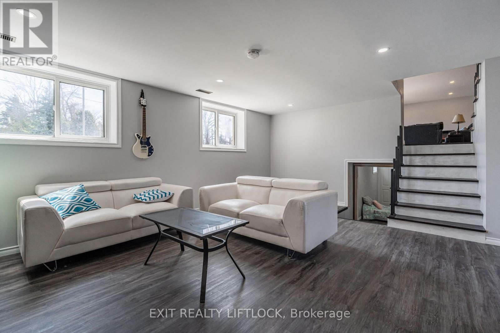 1802 Young's Point Road, Selwyn, Ontario  K0L 2H0 - Photo 16 - X12207440