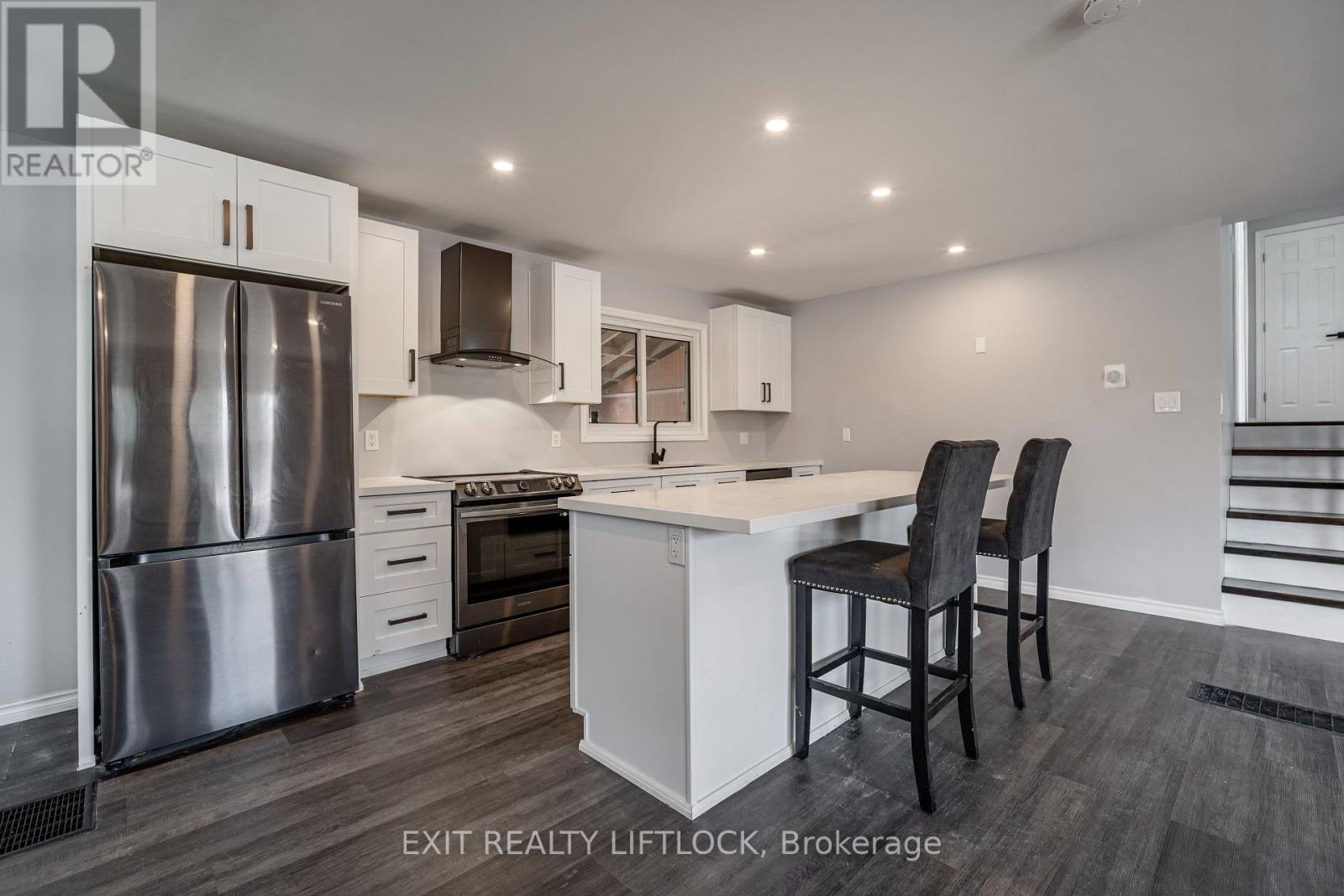 1802 Young's Point Road, Selwyn, Ontario  K0L 2H0 - Photo 7 - X12207440
