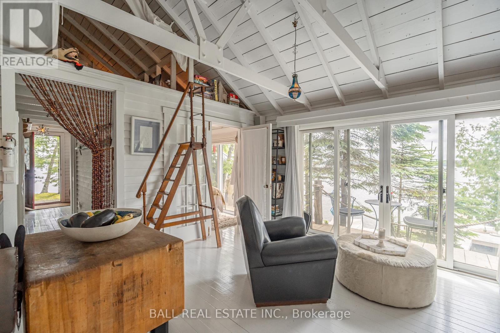 40 Fire Route 89e, North Kawartha, Ontario  K0L 1A0 - Photo 18 - X12207583