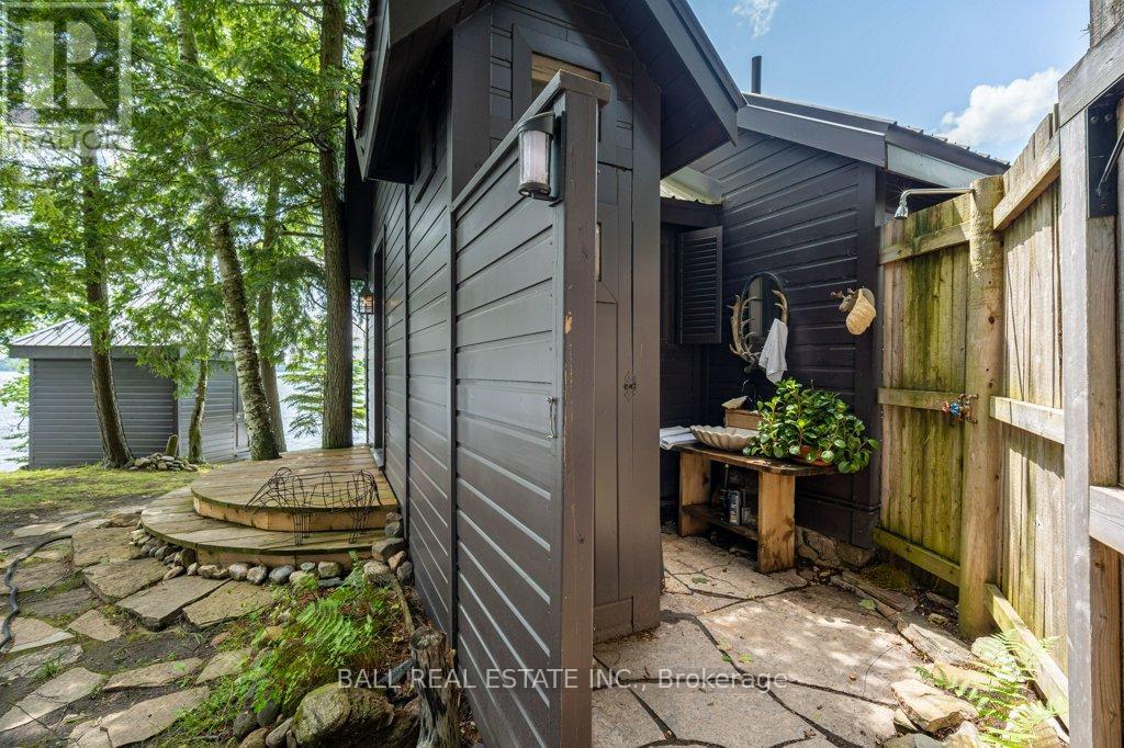 40 Fire Route 89e, North Kawartha, Ontario  K0L 1A0 - Photo 30 - X12207583