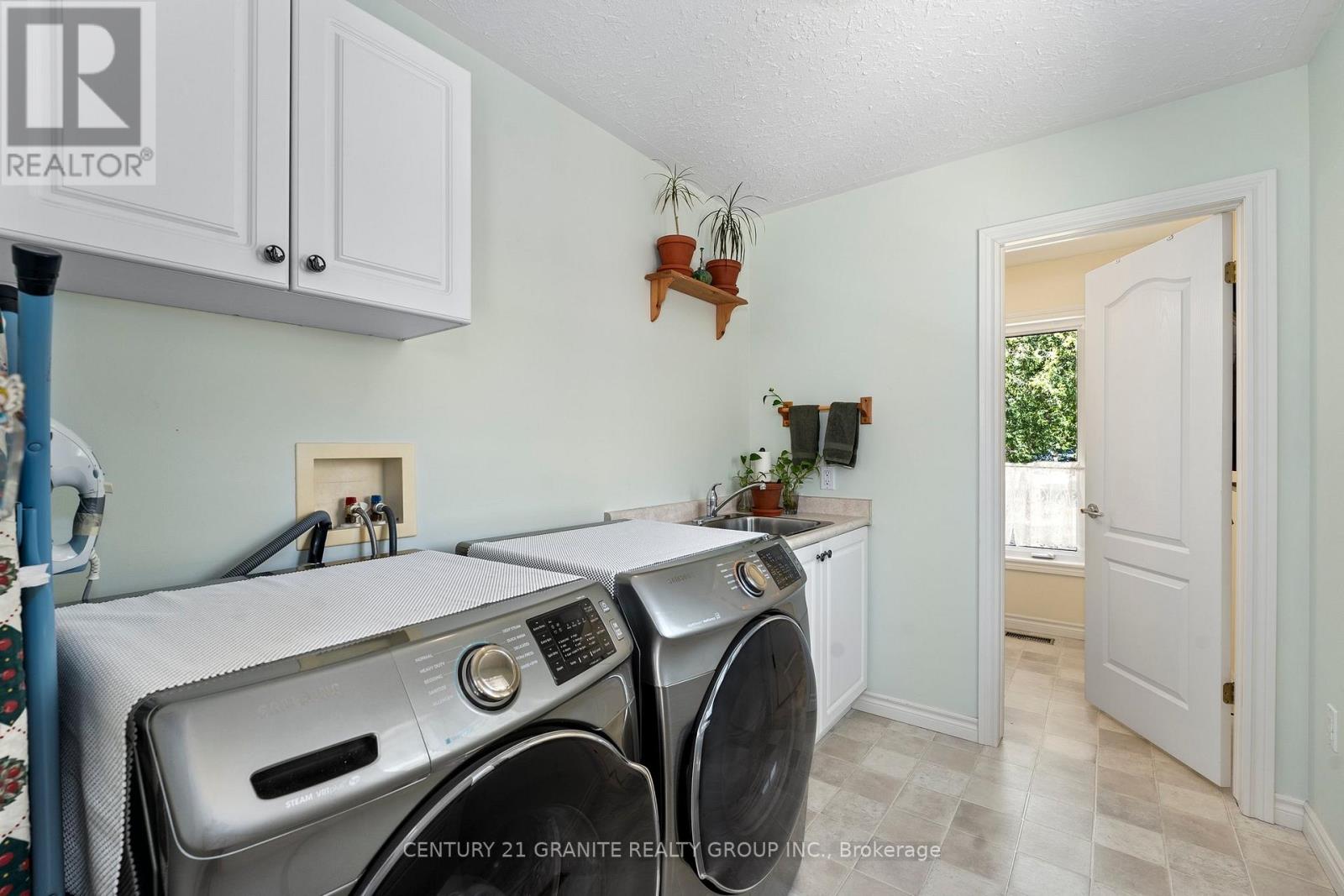 54 Cedar Drive, Hastings Highlands (Herschel Ward), Ontario  K0L 1C0 - Photo 15 - X12207642