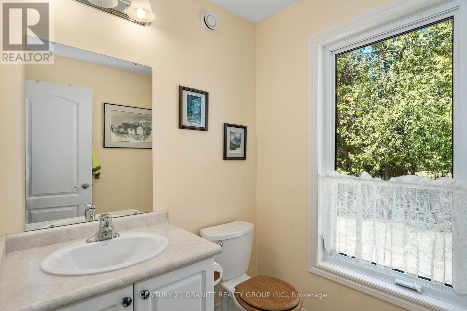 54 Cedar Drive, Hastings Highlands (Herschel Ward), Ontario  K0L 1C0 - Photo 16 - X12207642