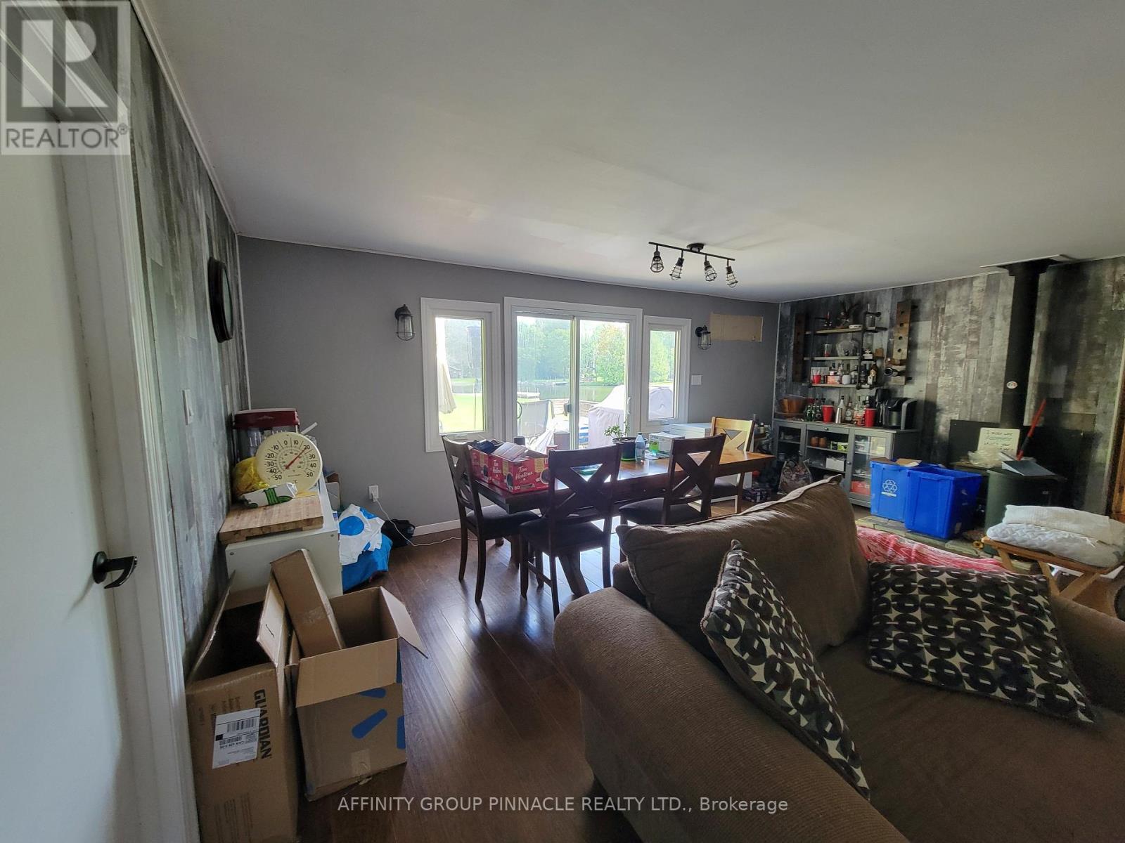 2473 Selwyn Bay Lane, Selwyn, Ontario  K0L 2H0 - Photo 16 - X12207842