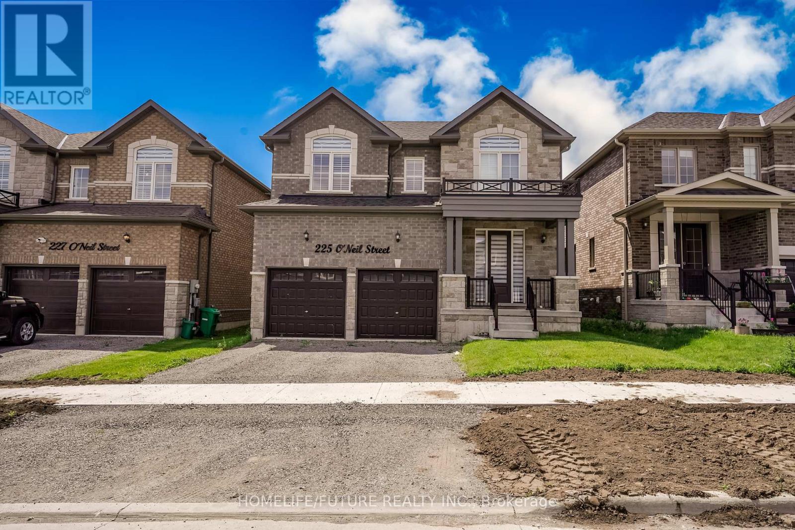 225 O'neil Street, Peterborough North (North), Ontario  K9K 0H5 - Photo 1 - X12207731