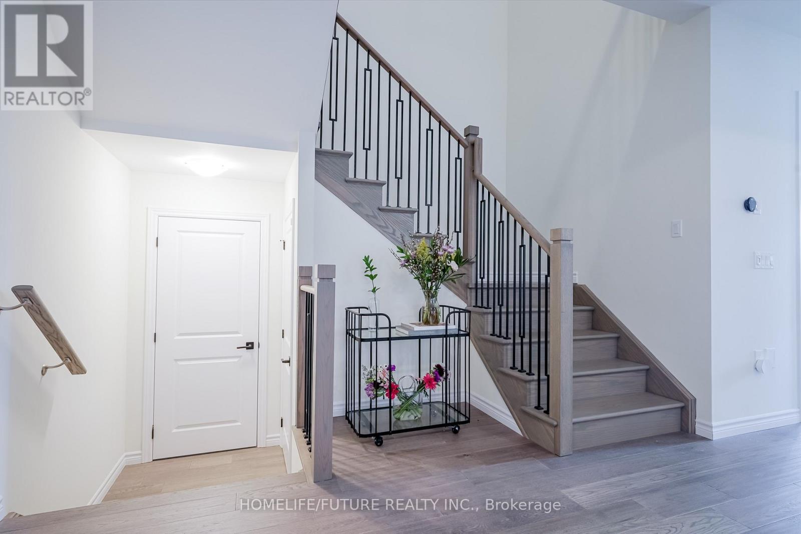 225 O'neil Street, Peterborough North (North), Ontario  K9K 0H5 - Photo 13 - X12207731