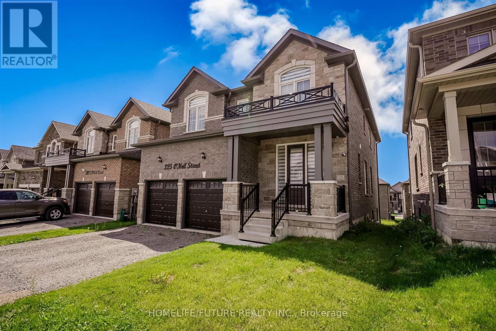 225 O'neil Street, Peterborough North (North), Ontario  K9K 0H5 - Photo 3 - X12207731