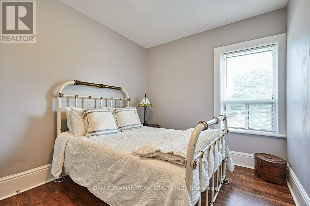 20 Queen Street, Kawartha Lakes (Lindsay), Ontario  K9V 1E9 - Photo 24 - X12207848