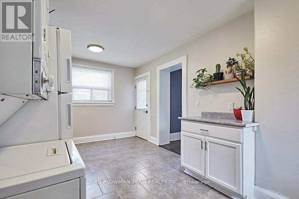 20 Queen Street, Kawartha Lakes (Lindsay), Ontario  K9V 1E9 - Photo 7 - X12207848