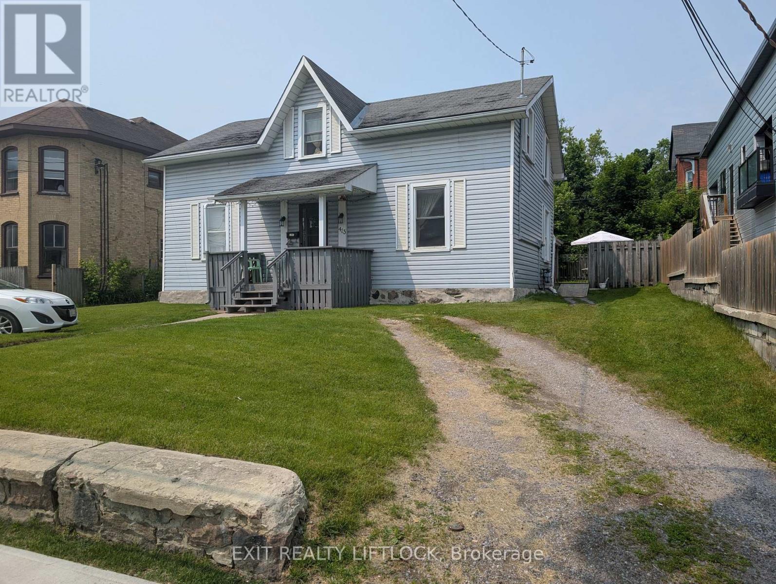 413 Bethune Street, Peterborough Central (North), Ontario  K9H 3Z1 - Photo 2 - X12208095
