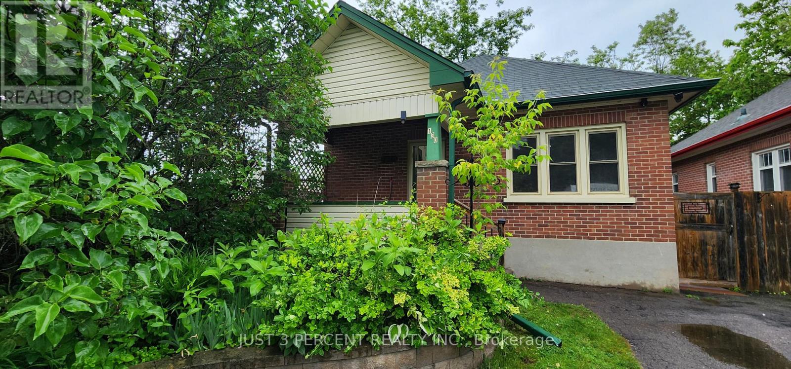 130 Romaine Street, Peterborough Central (South), Ontario  K9J 2C2 - Photo 1 - X12208779