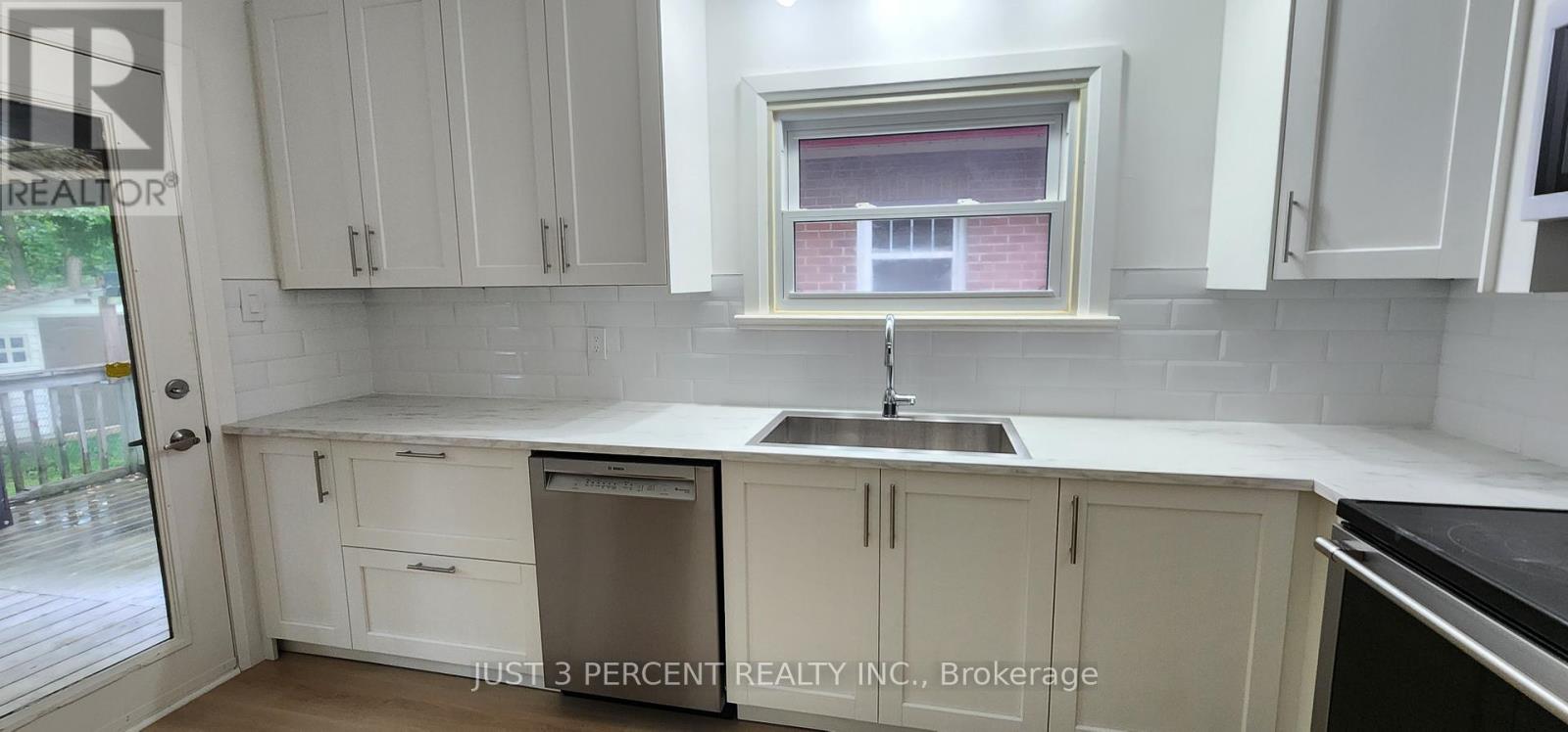 130 Romaine Street, Peterborough Central (South), Ontario  K9J 2C2 - Photo 16 - X12208779