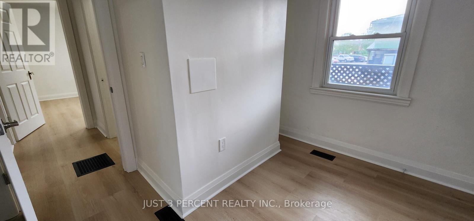 130 Romaine Street, Peterborough Central (South), Ontario  K9J 2C2 - Photo 26 - X12208779